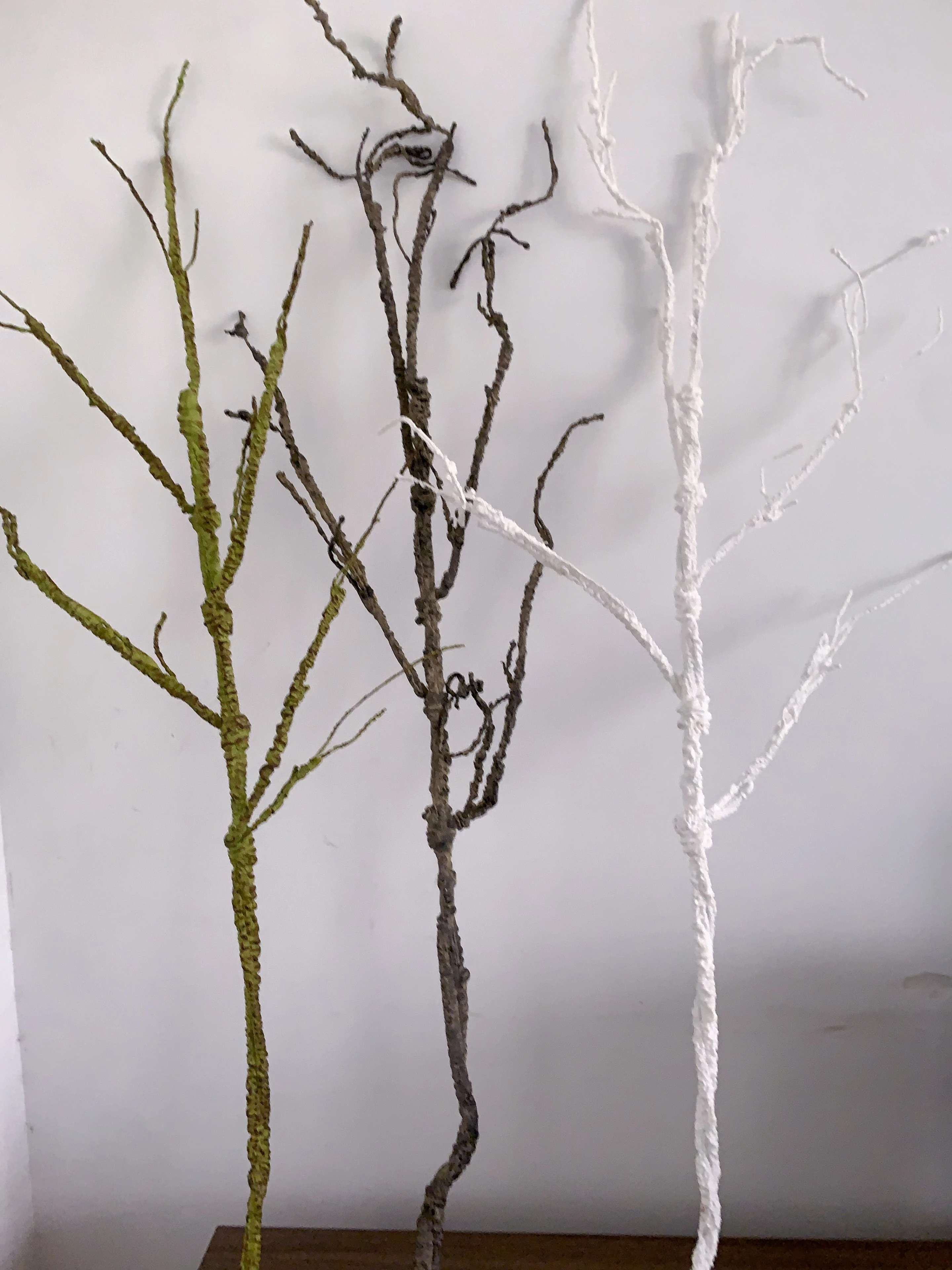 Artificial Tree Vine, Dried Branch, Bendable Quality, Flexible, Jungle Vines, Coffee Brown ,Shopwindow Decoration, Wreath DIY