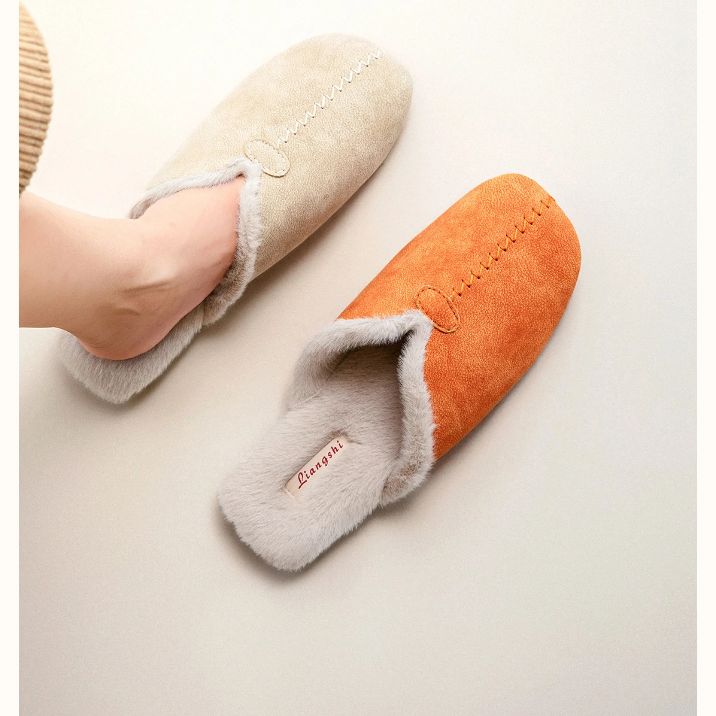 

Autumn Winter Couples Fashionable Luxury Matte Leather Fleece Lined Women's Cotton Slippers Indoor Rubber Sole Men's Slippers