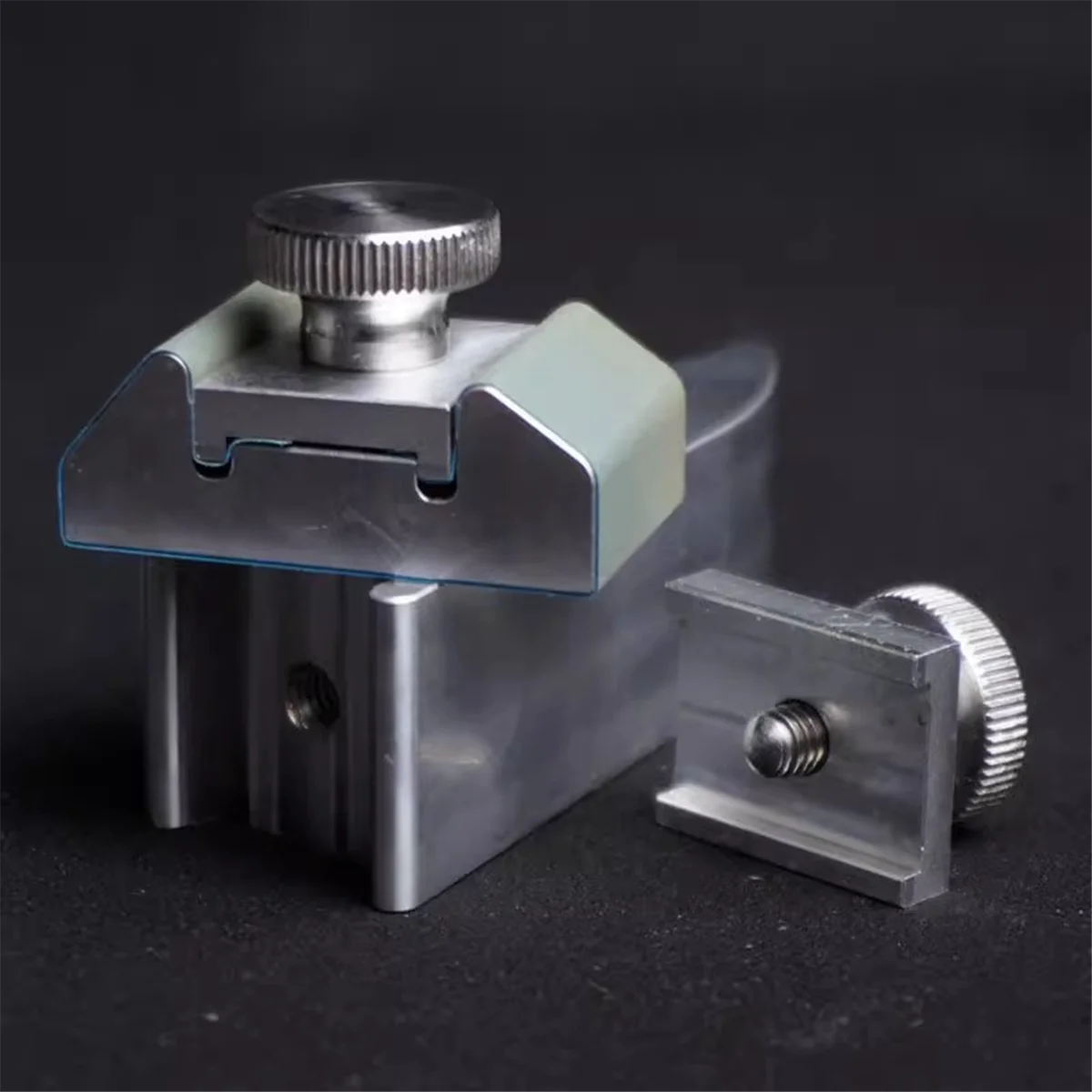 -A89Z 3Pcs 모델 수동 핸드 샌드페이퍼 연삭 도구 고정 장치 알루미늄 합금 샌드페이퍼 홀더 클립 연삭 평면 연마 Diy