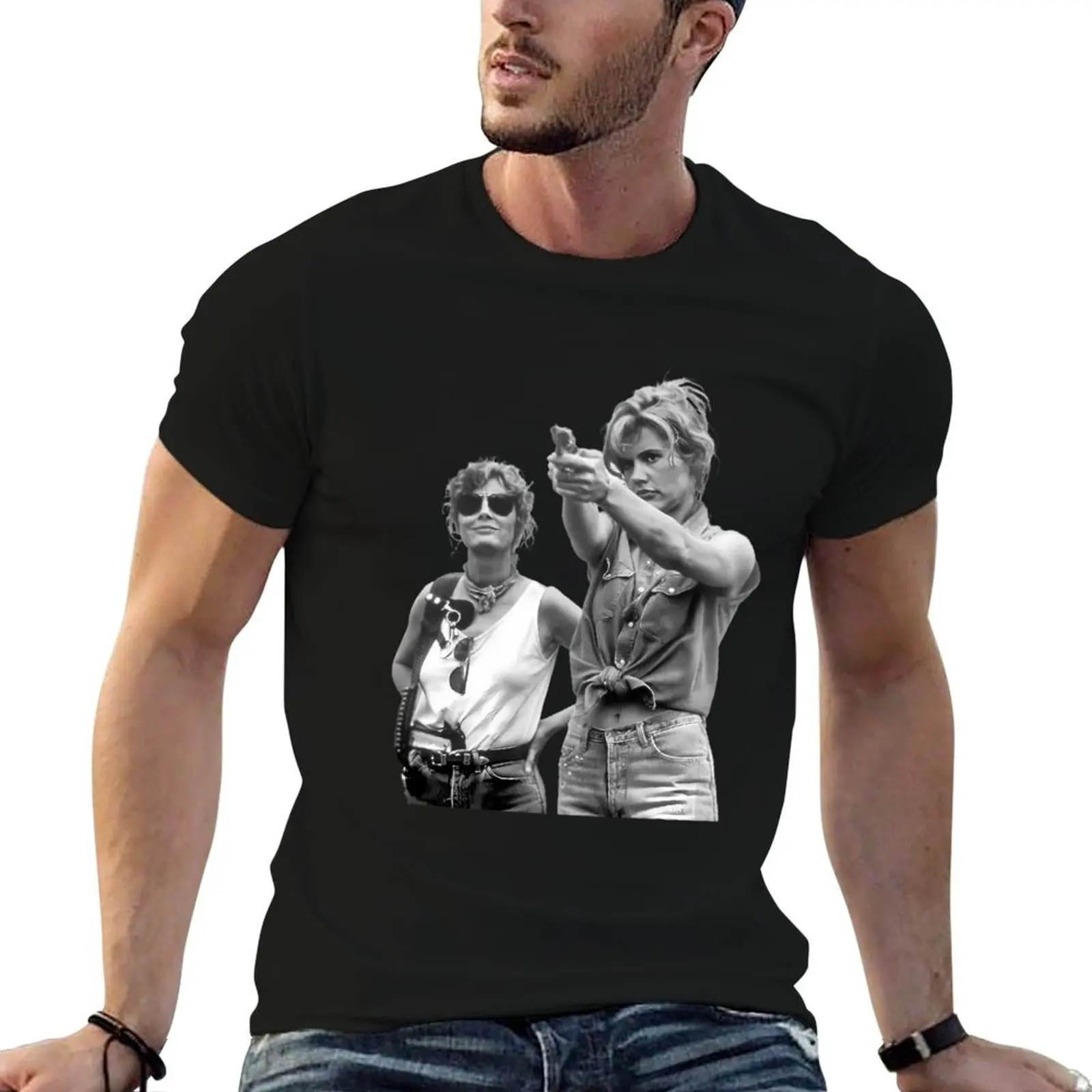 

Thelma And Louise Gift Movie Geena Davis Susan Sarandon T-Shirt man t shirt graphic man t shirts cotton T-Shirt