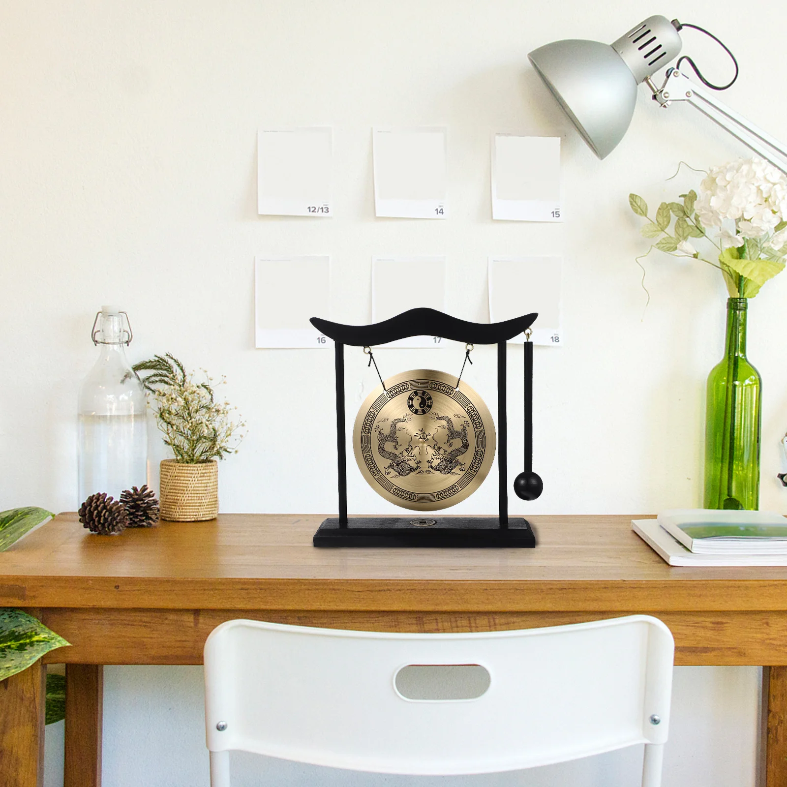 

Copper Gong with Mallet Style Handmade Ornament Crisp Sound Desktop Art Piece Office Study Meditation Space Decor Retro