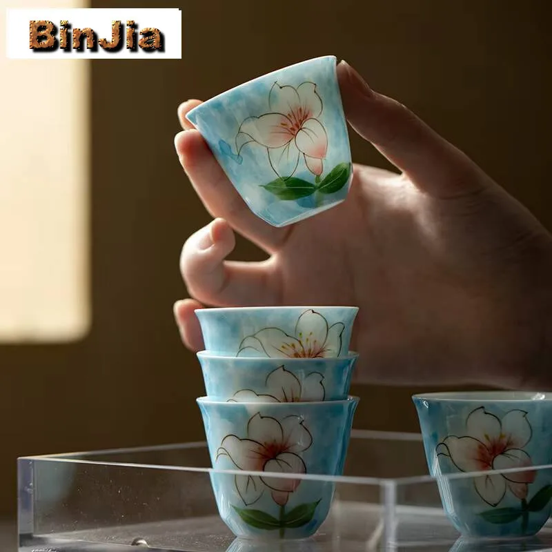 

2 шт./лот, ручная роспись, чашка для чая с лилией, японский мастер, набор чашек, чаша для аромата, кунг-фу, ремесленные подарки, украшения, посуда для напитков, подарок, 45 мл