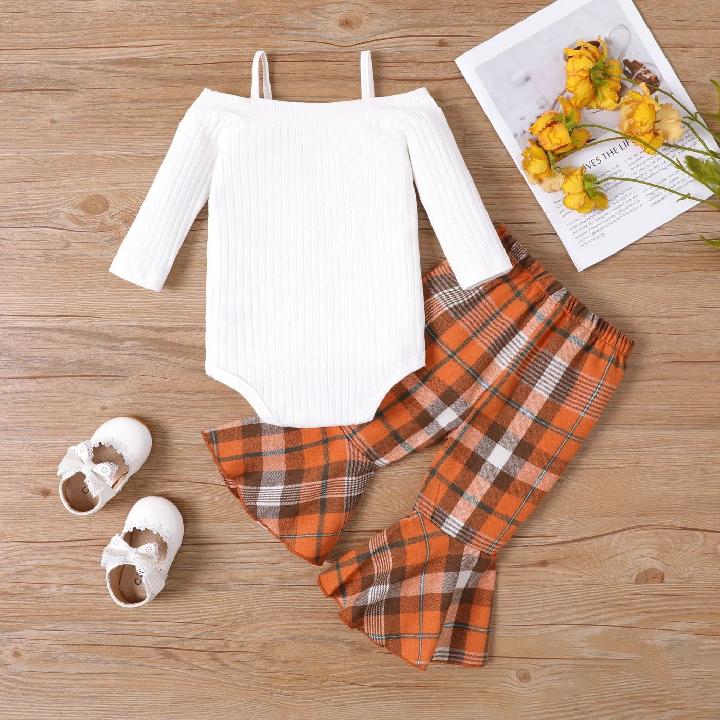 PatPat 2pcs Baby Girl Bear Graphic Long-sleeve Off-Shoulder Onesies and Plaid Flared Pants Set