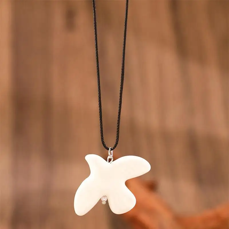رائعة الأبيض السيراميك حمامة السلام قلادة للنساء خمر حمامة قلادة سترة سلسلة موضة مجوهرات اكسسوارات الحفلات هدية