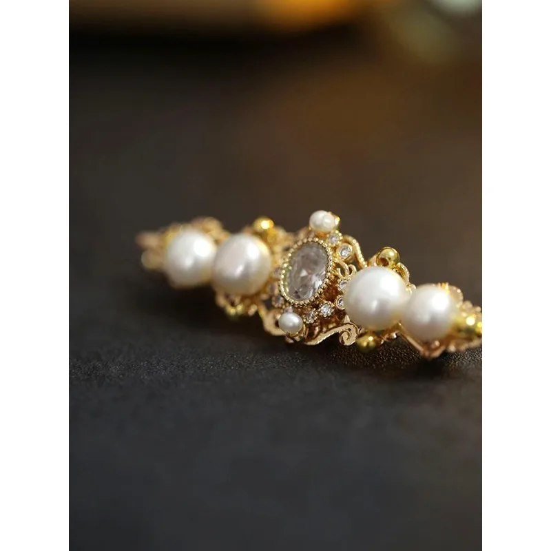 New Chinese Style Small Vintage Ear Side Hair Clip for Women Short Hair Delicate Handmade Daily Wear Hair Accessories Jewelry