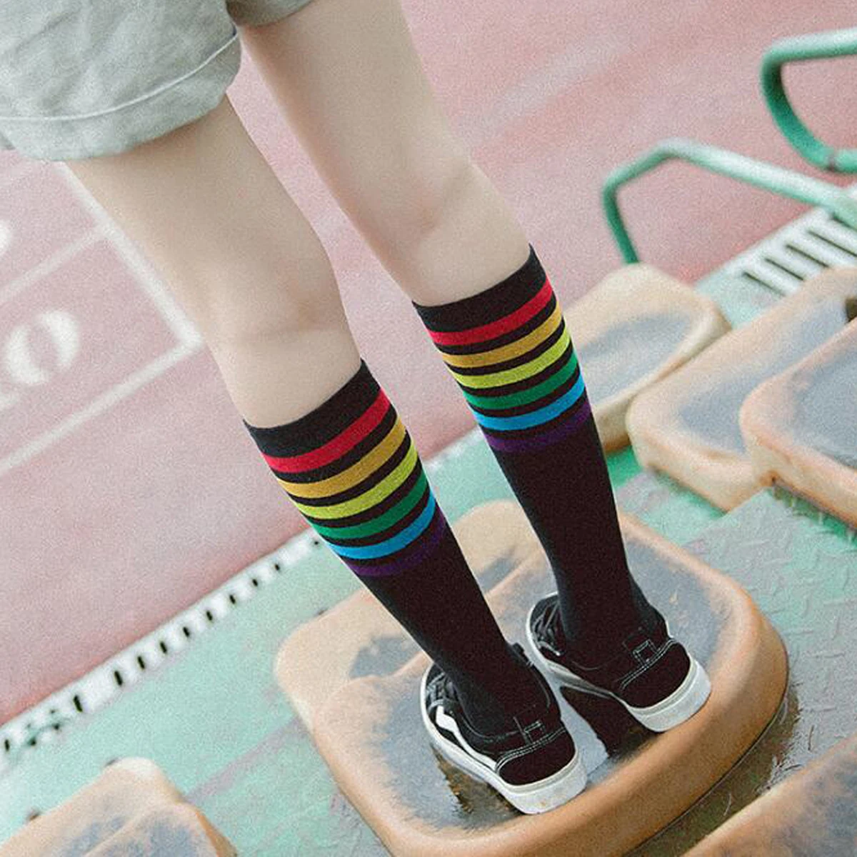 Neue Damenstrümpfe, Frühjahrstrends, lässiger, preppy-Stil, knielange Socken, hochwertige Baumwolle, einfarbig, lange Socken, bequem. – Detail 13