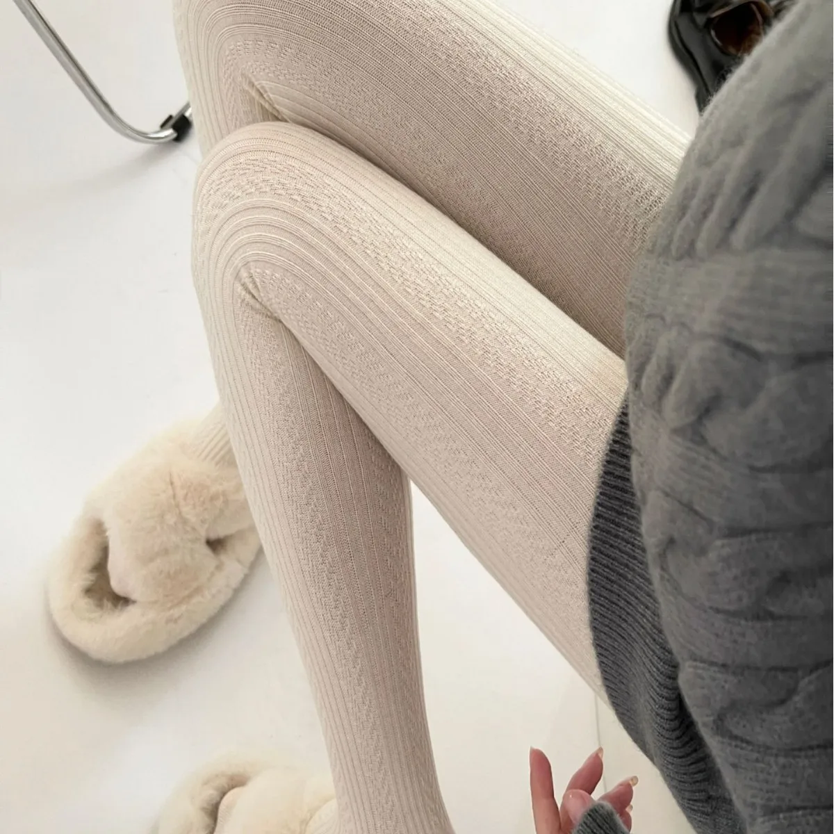 Winter Warm Comfort Wool Women's Pantyhose Thick Vertical Stripe Pattern Hottie Lolita Fashion Sexy Warm Knit Tights