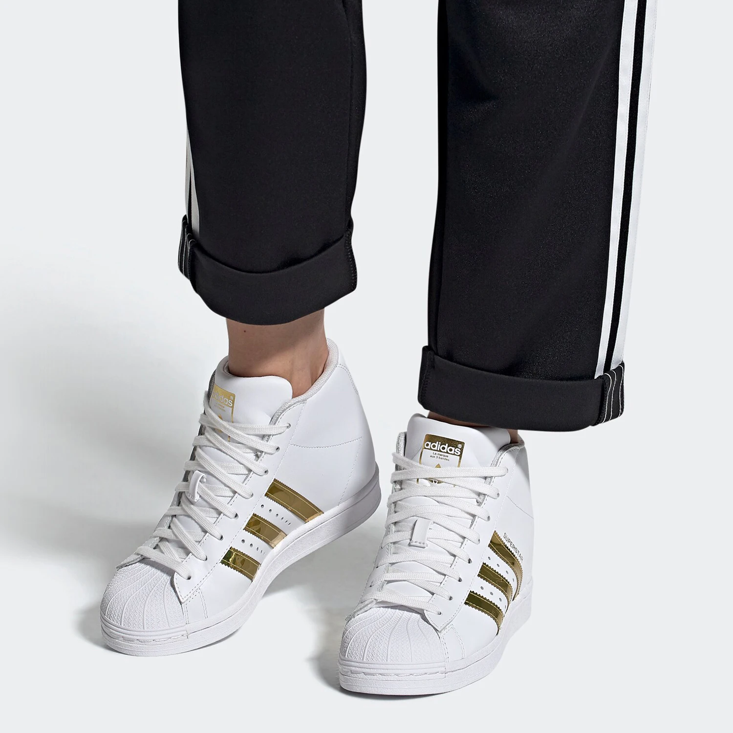 

adidas Originals genuine SUPERSTAR UP Classic Shell Toe Women's Shoes FW3905