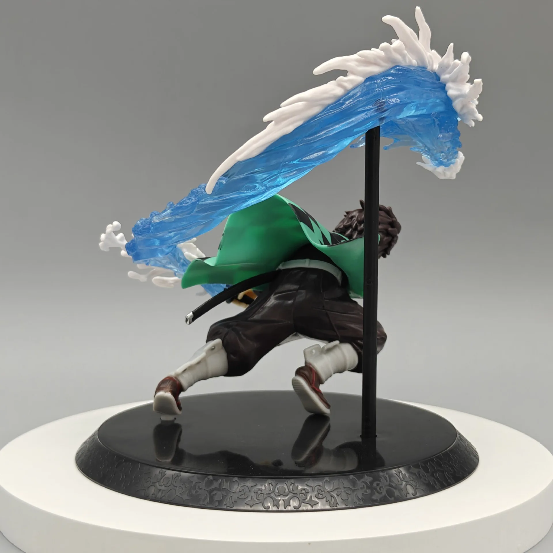 Anime Demon Slayer Dragon Blade Kamado Tanjirou The breathing Of Water Battle Figure Ornament Model Birthday Toys Gift