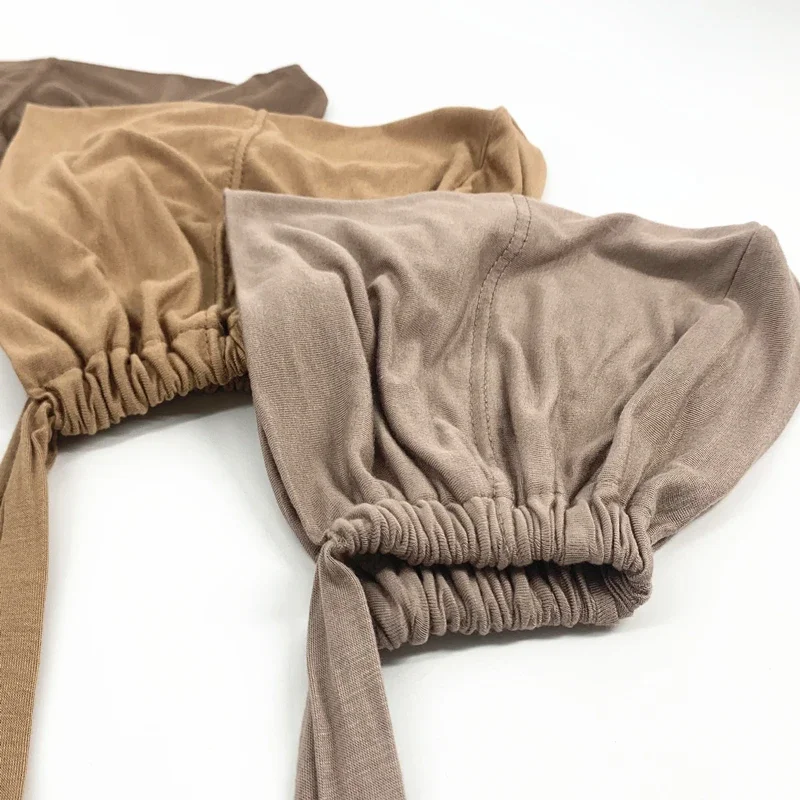 82 لون التعادل الخلفي Undercaps أزياء المرأة الحجاب الداخلي قبعة إسلامية بونيه عادي القطن الإسلامي دنة جيرسي الندى underscarf