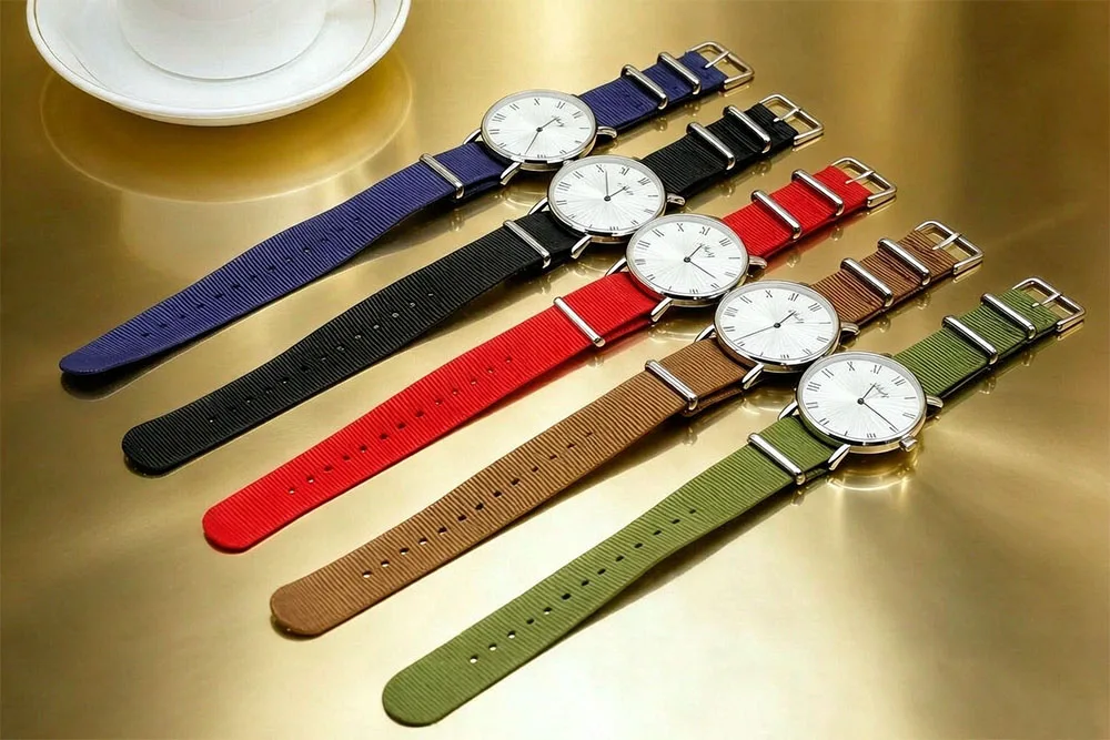 Large Face Black Case Watch Army Green Nylon Strap Minimalist Quartz Wristwatch Simple Casual Ladies Gift Unisex Student Watch