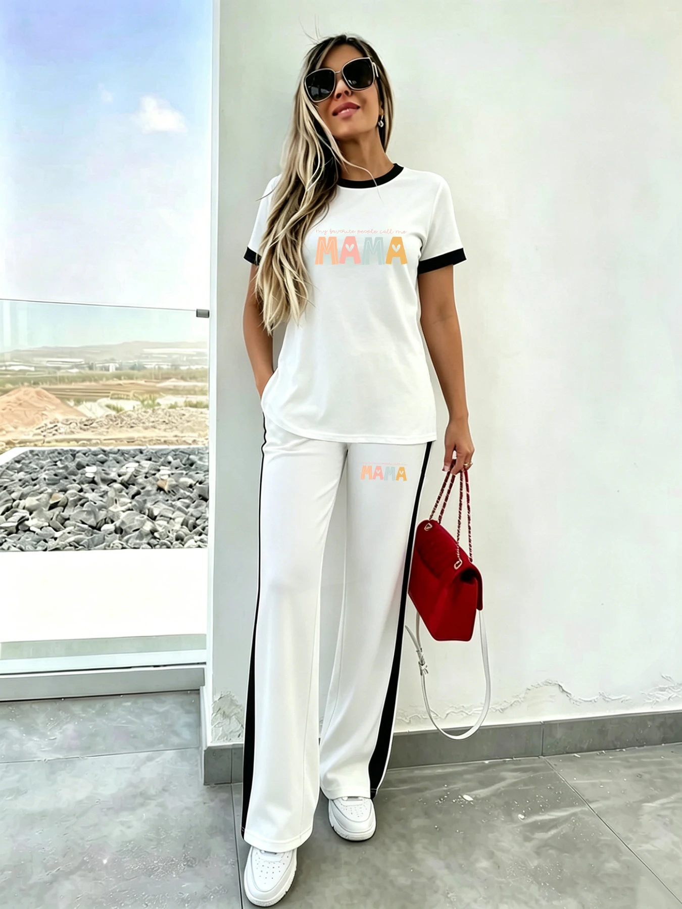 Fresh and Simple Style Gradient Art Handwritten Print Round Neck Short-Sleeve Wide-Leg Pants Two-Piece Set for Girls, Loose Casual Fit, Simple and Soft Outfit for Campus Daily Wear