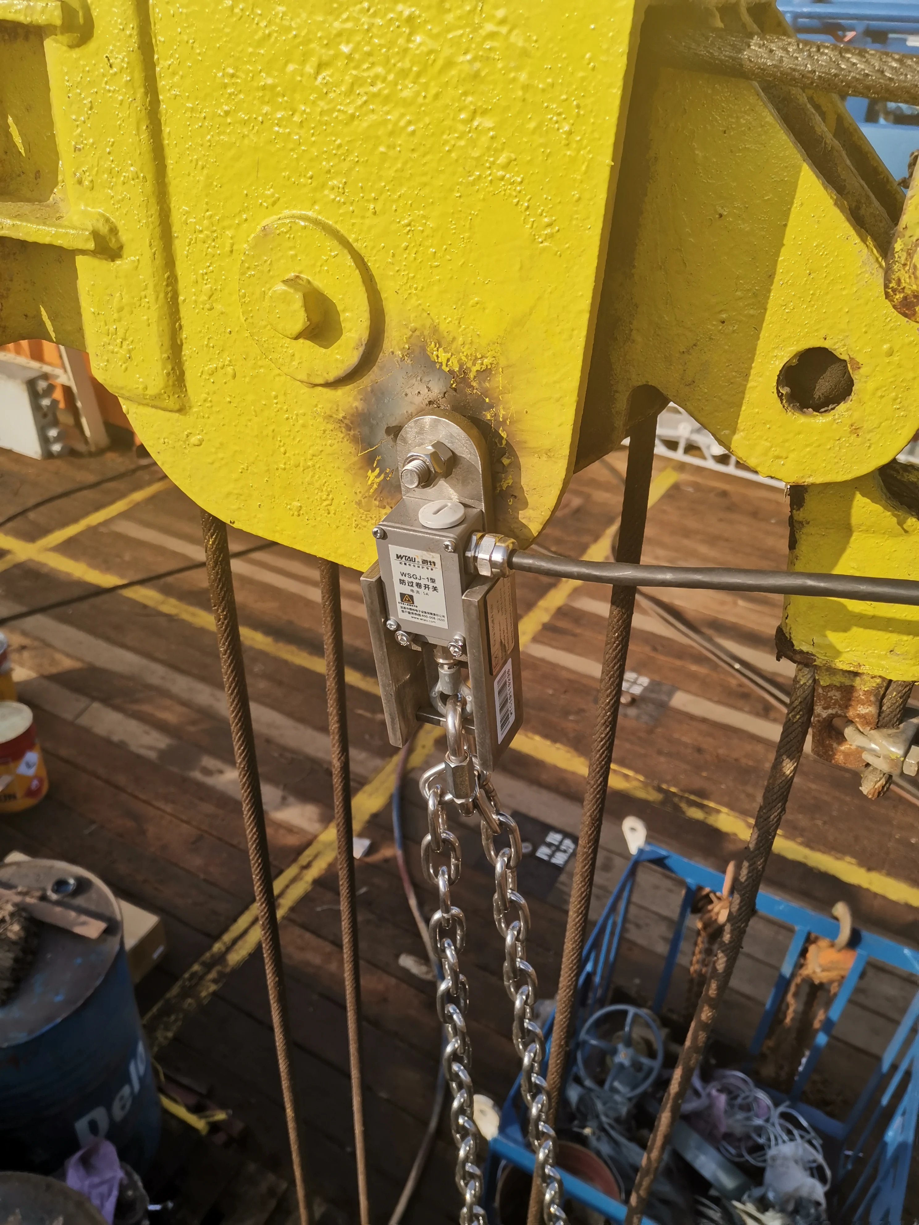 Offshore Standard Universal Limit Switch Mounted on the Hoist