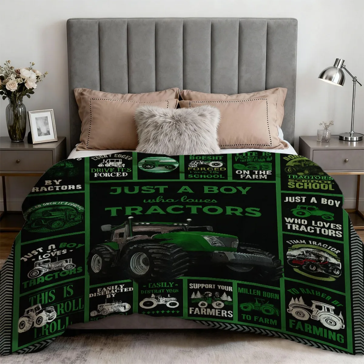 Tractor-Printed Flannel Throw Blanket - Soft And Comfortable with Farm Machinery Pattern, Featuring 