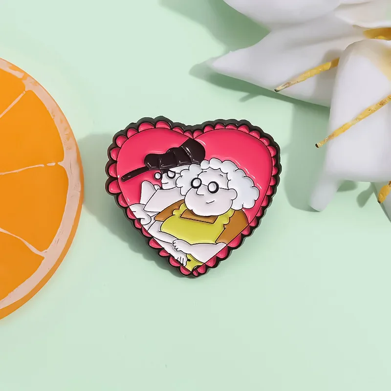 Creative Cartoon Kind Granny Character Styling Metal Alloy Brooch Trendy Heart Badge Accessories