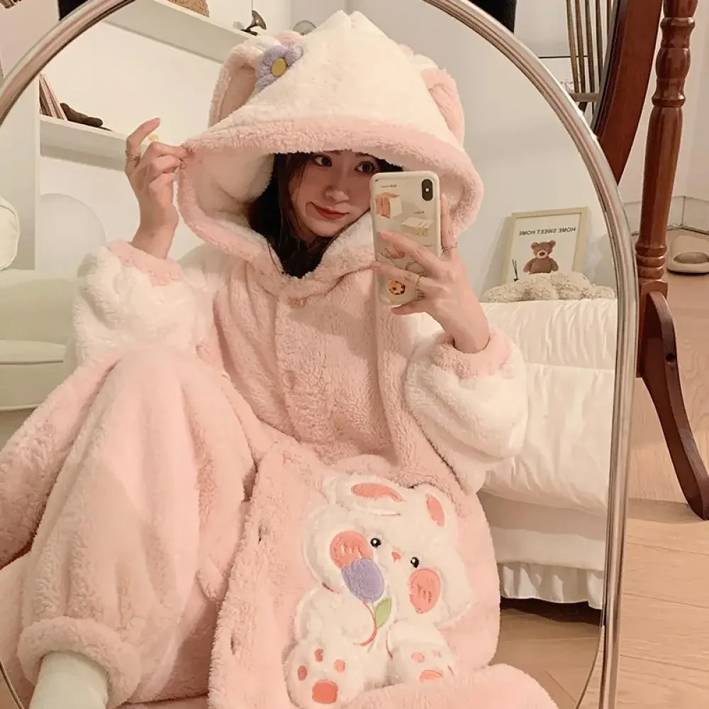 Conjunto de pijama de felpa de Hello Kitty para mujer, camisón grueso con capucha de Anime Sanrio Kawaii Chiikawa, ropa de casa cálida y bonita de lana Coral para invierno