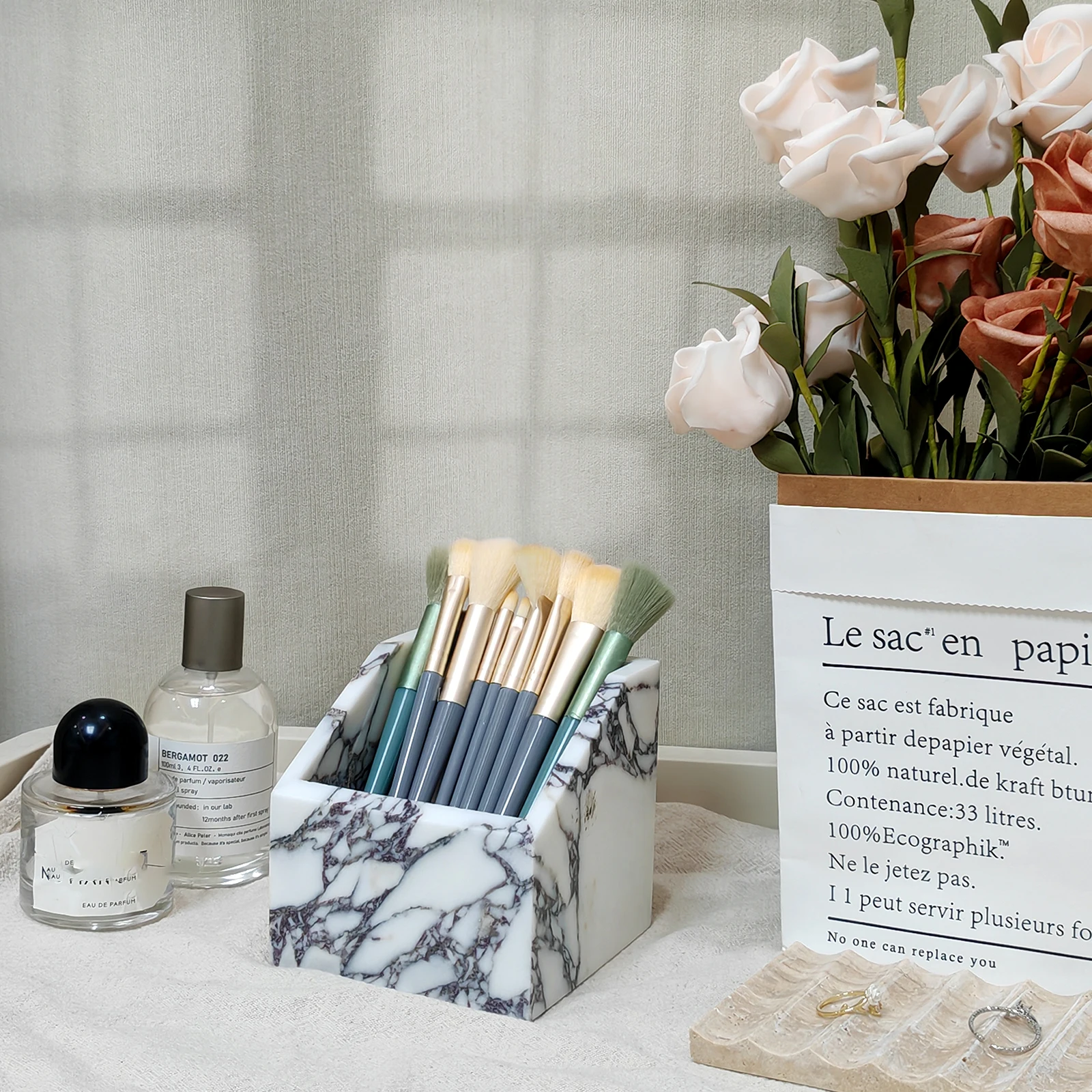 منظم سطح المكتب الفاخر من الرخام الطبيعي كالكاتا فيولا، صينية حجرية متعددة الطبقات للأقلام، فرش المكياج، منظم المجوهرات