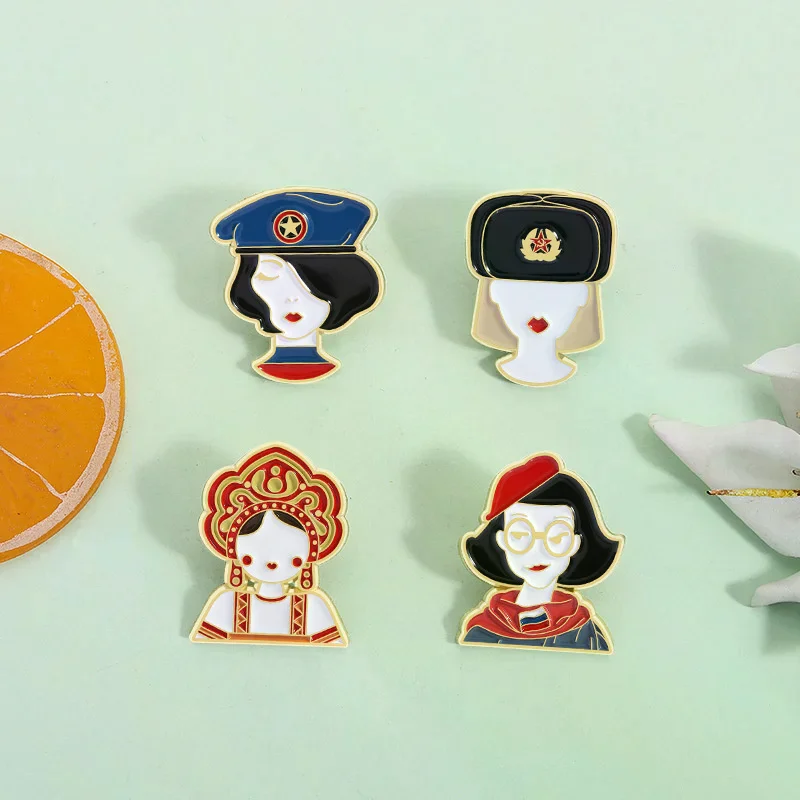 الكرتون الروسية فتاة الملابس الوطنية مع النظارات الشمسية المينا دبوس الجنود الروسية الصورة الرمزية بروش شارة التلبيب مجوهرات هدية