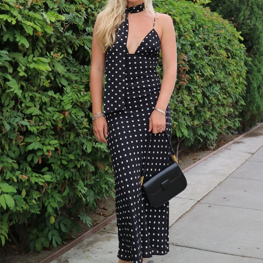 Vestido elegante sem mangas com bolinhas, vestido longo regata feminino, verão, moda, costas nuas, alça espaguete, vestido plissado com cachecol