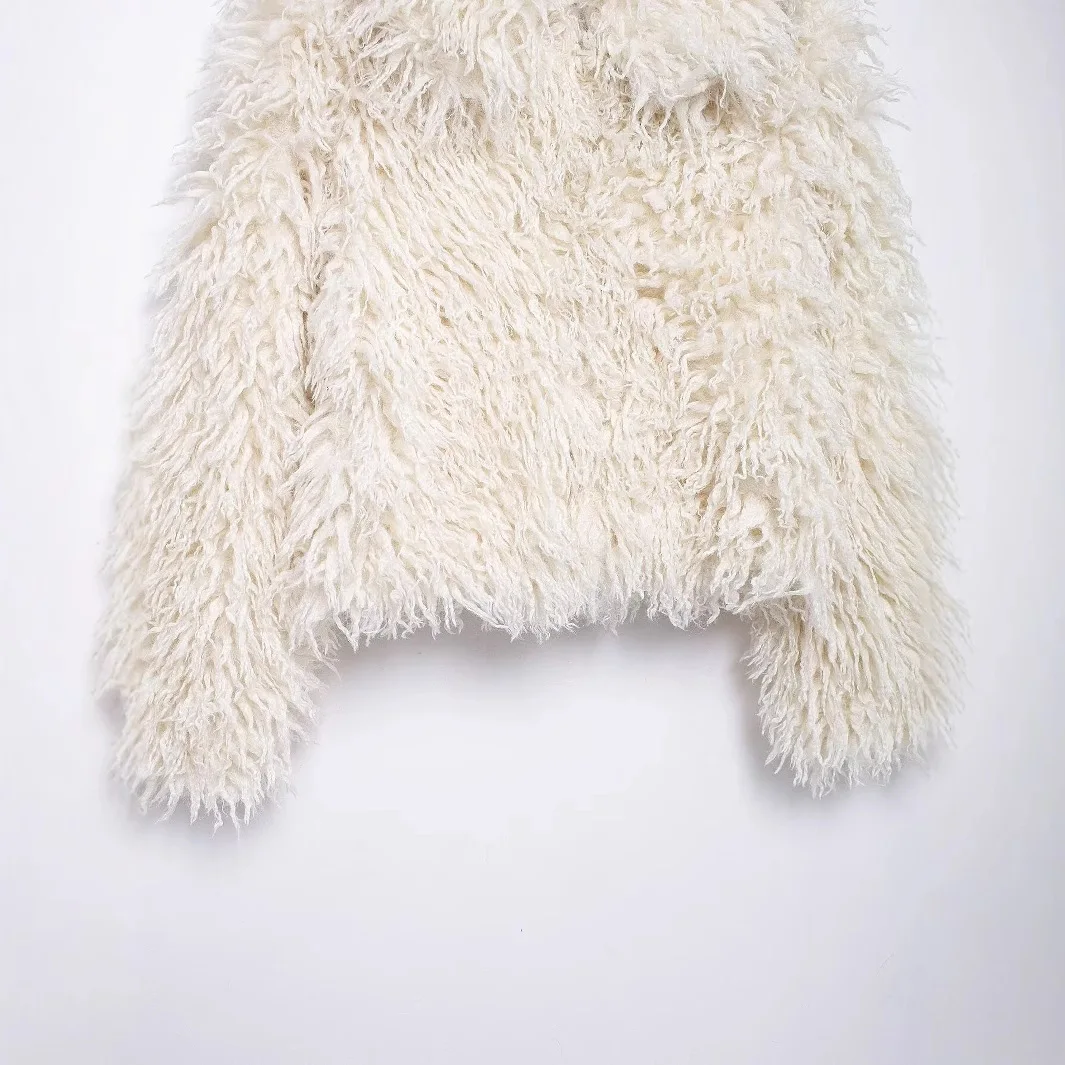 2025 Winter Temperament Simple Lapel Long Sleeve Artificial Fur Warm Coat Woman