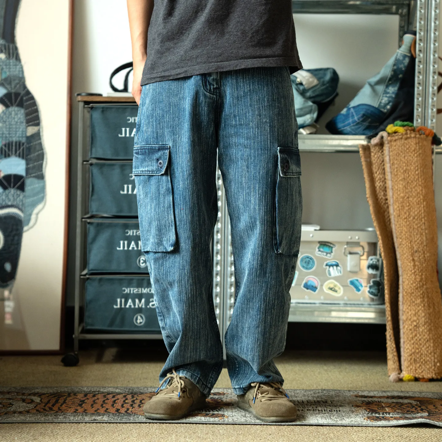 Men's Loose Straight Denim Pants with Multiple Pockets Distressed Blue American Casual Jeans