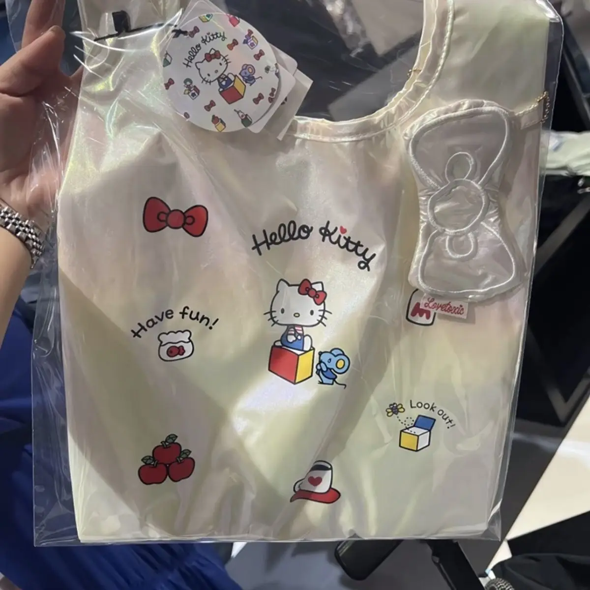 

Hello Kitty Shopping Bag Cute Cartoon Originality Foldable Handbag Bag New Fashion Laser Delicate Personality Shoulder Bag Gift