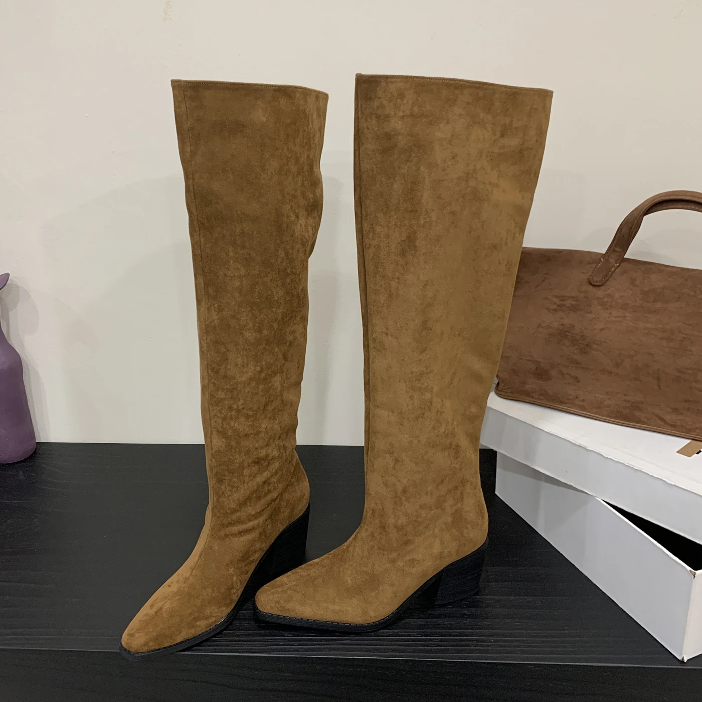 

Aneikeh/модные осенне-зимние сапоги до колена на квадратном каблуке, женские винтажные туфли в стиле панк с квадратным носком, подиумная обувь, длинные ботильоны