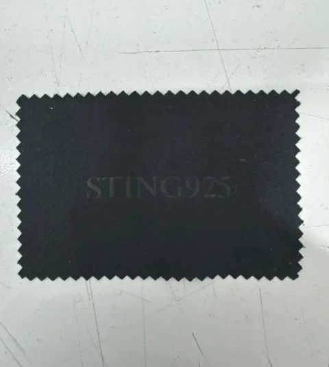 

2000 Pieces Customised Logo 65mm x 96mm Black Silver Polishing Cloth Stamped With Pressed Logo, EMS Shipping