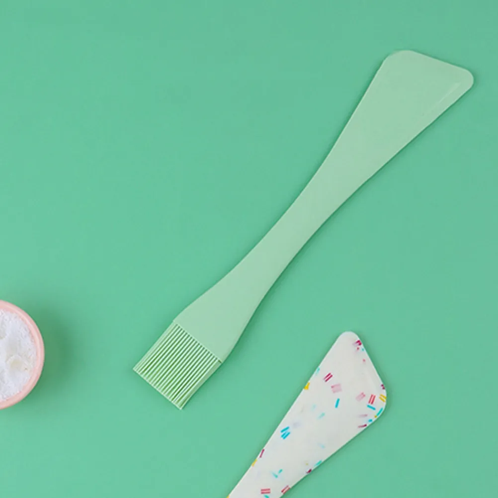 Dual-Purpose Silicone Scraper Spatula 2-in-1 Baking Brush for Cakes Cookies Desserts Spreading Jellies Butter Cream Easy Clean