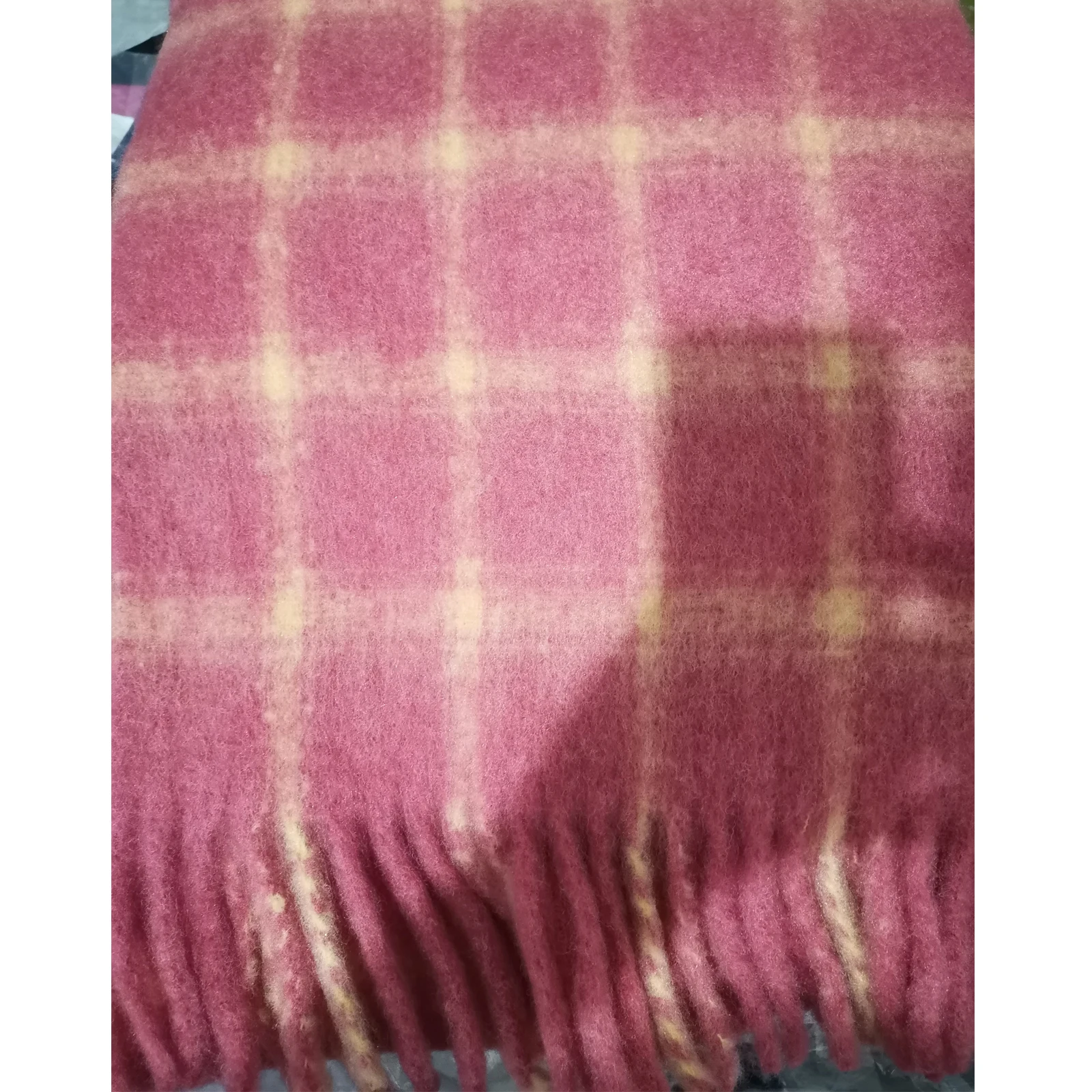 Design 20% Wool Plaid Scarf For Women Autumn/Winter Plus Soft And Simple Pink Plaid Scarves 208*34CM