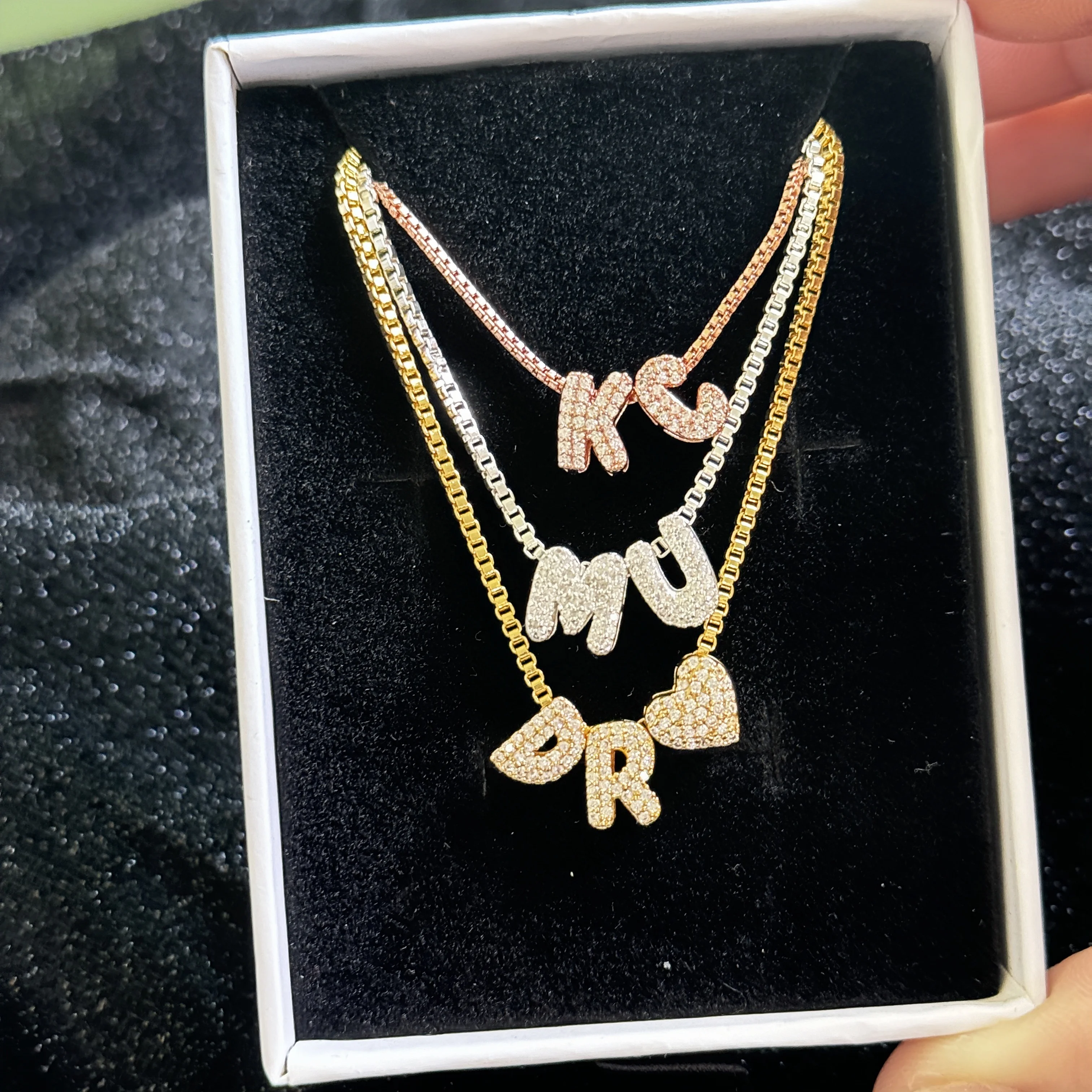 

DUOYING Custom Bubble Letter Necklace With Zircon Personalized 3D Pave Outline Name Initial A-Z Letter Pendant Necklace Gift