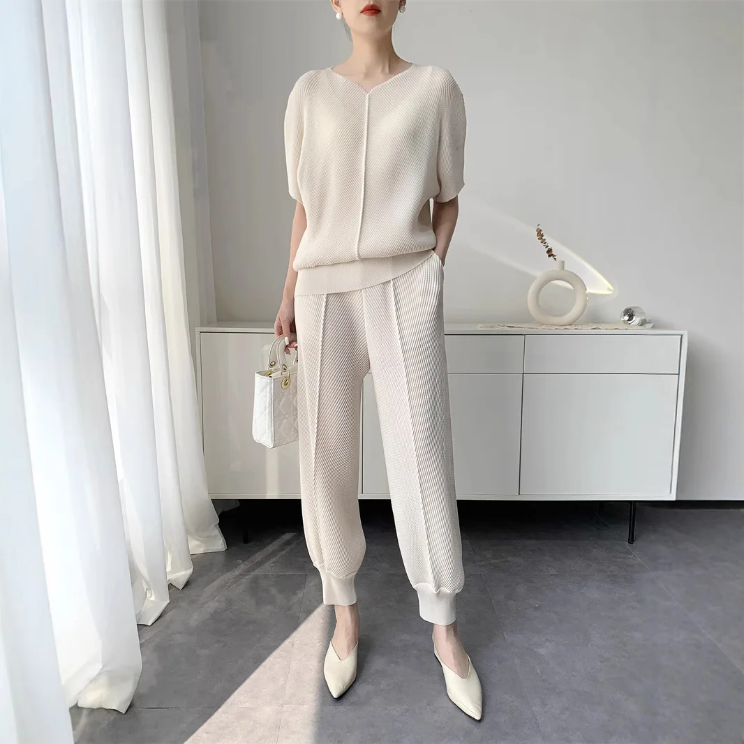 

Miyake Style Dragon Scale Pleated Suit for Women 2025 Summer New Casual Fashion Top + Pants Sold Separately for Two-piece Set