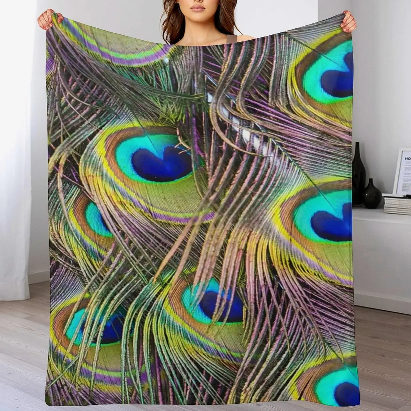 

Brilliant Peacock Feathers Throw Blanket Cozy Warm Blanket for Bed Room Decor