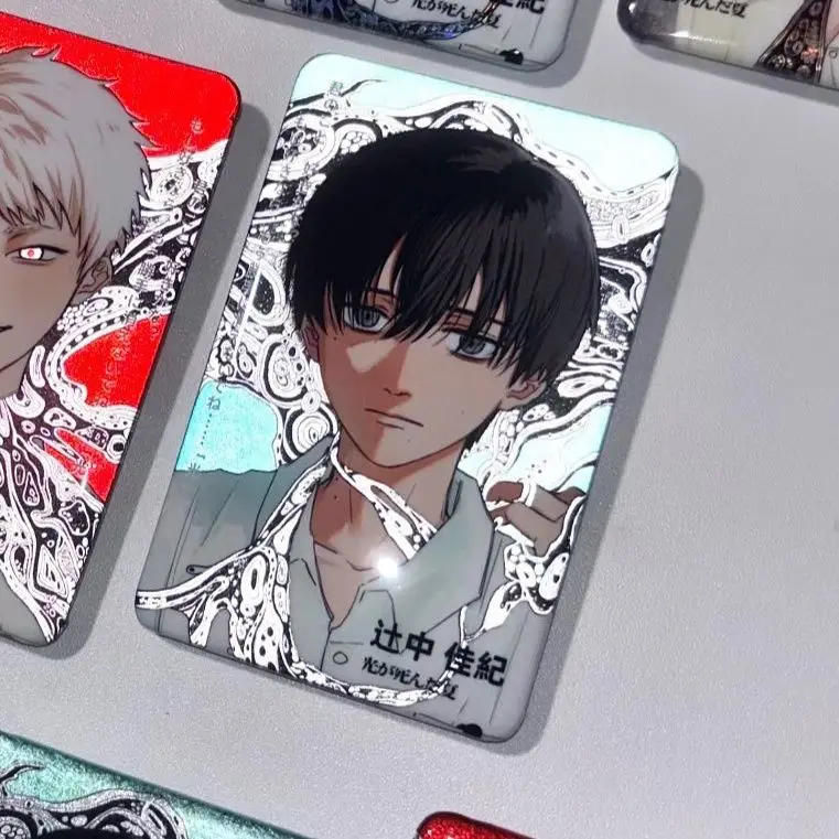 الصيف هيكارو يموت ورقة ملونة بطاقة دبابيس أنيمي لطيف شارات دبابيس التلبيب دبوس ظهره قبعة اكسسوارات تحصيل الهدايا