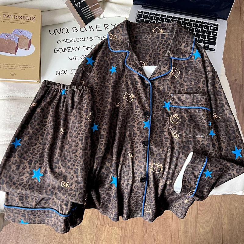 Pijamas femininos com estampa de leopardo KT escovado, conjunto de terno para casa confortável de veludo alemão, calças femininas quentes de veludo fino de desenho animado