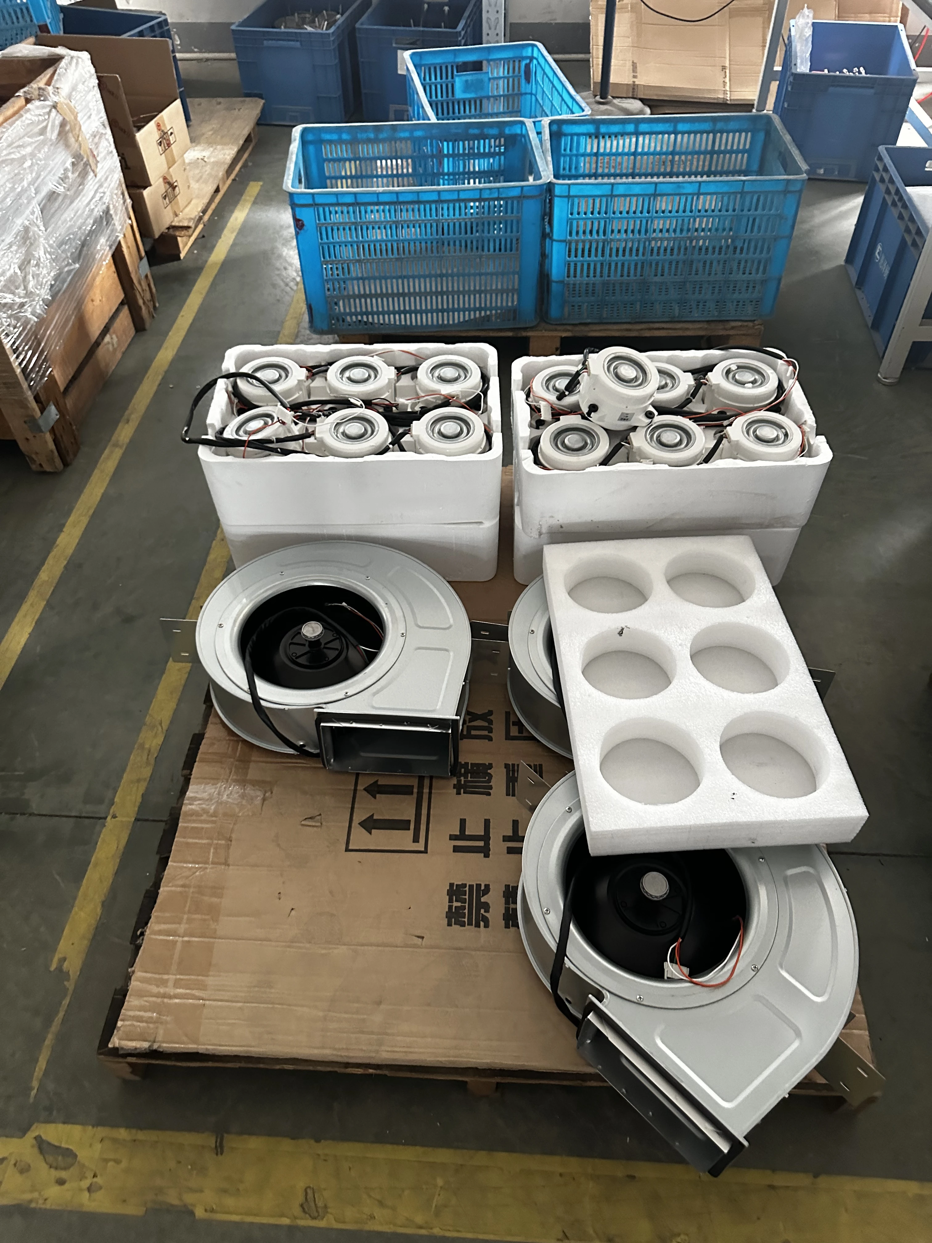 شفاط المطبخ على الحائط 450 CFM بدون ضوضاء مع وظيفة التنظيف الذاتي سهلة إطار معزز لشقق الشقوق والأسرة