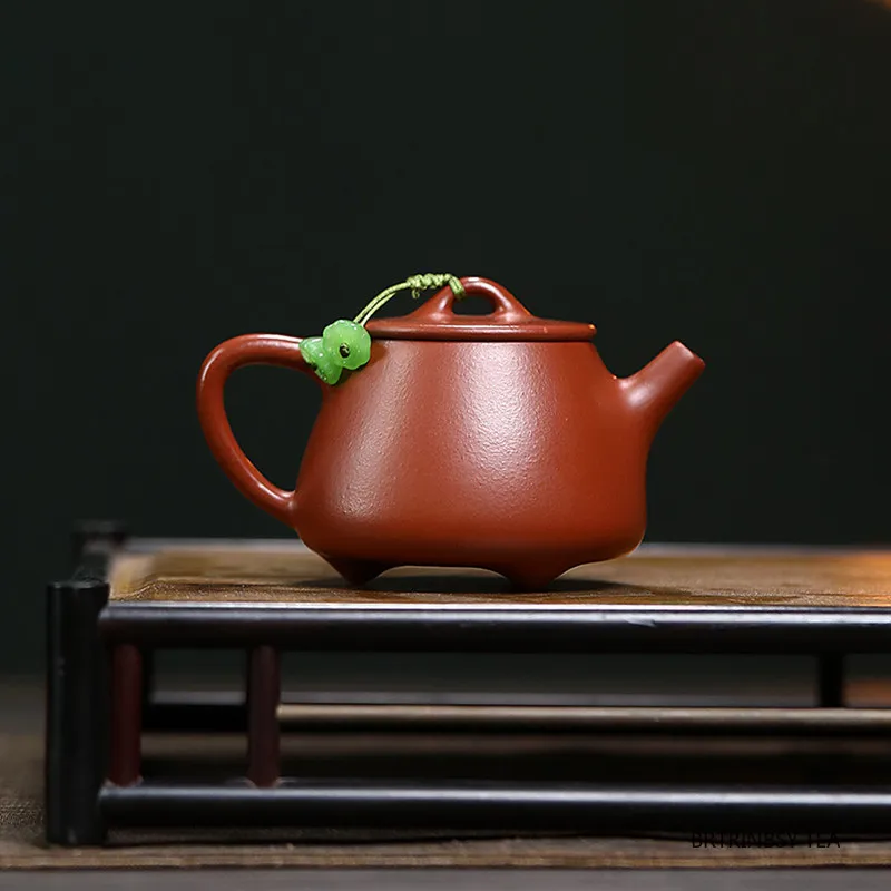 110ml Tradition Yixing Purple Clay Teapot Household Beauty Kettle Handmade Triangular Shape Zisha Tea Pot Chinese Zisha Teaware