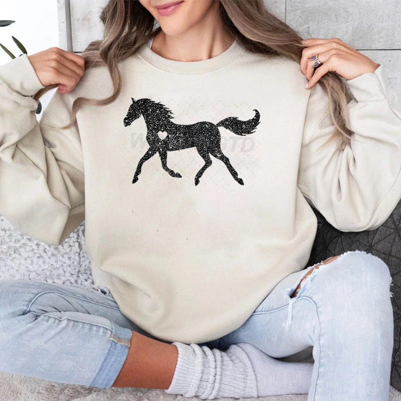 Woman Clothes Horse Glitter Harajuku Fashion Sweatshirt Horse Heart Print Farm Casual Daily Sweater Horse Lover Gifts Sweater