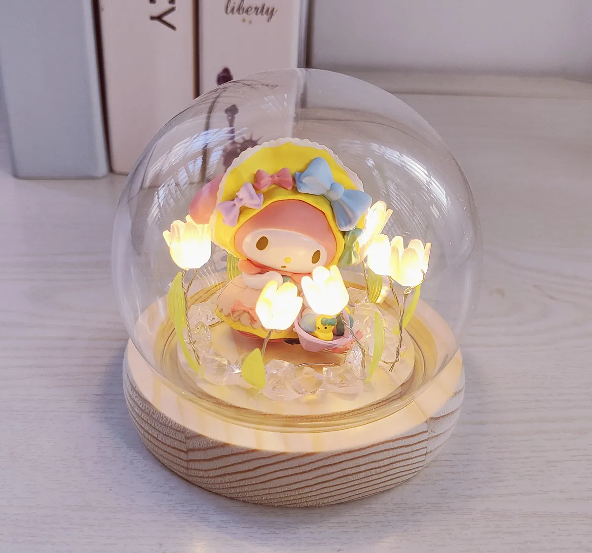 

Cartoon Sanrio Kuromi Melody tulip Desktop Glowing toys Night Lamp Toy For Girl Birthday Birthday Gift