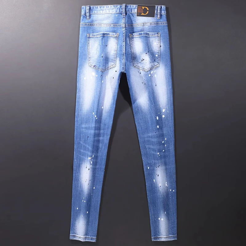 الشارع مصمم الأزياء الرجال الجينز الرجعية الضوء الأزرق تمتد سليم صالح رسمت ممزق الجينز الرجال Y2K خمر الدنيم السراويل Hombre