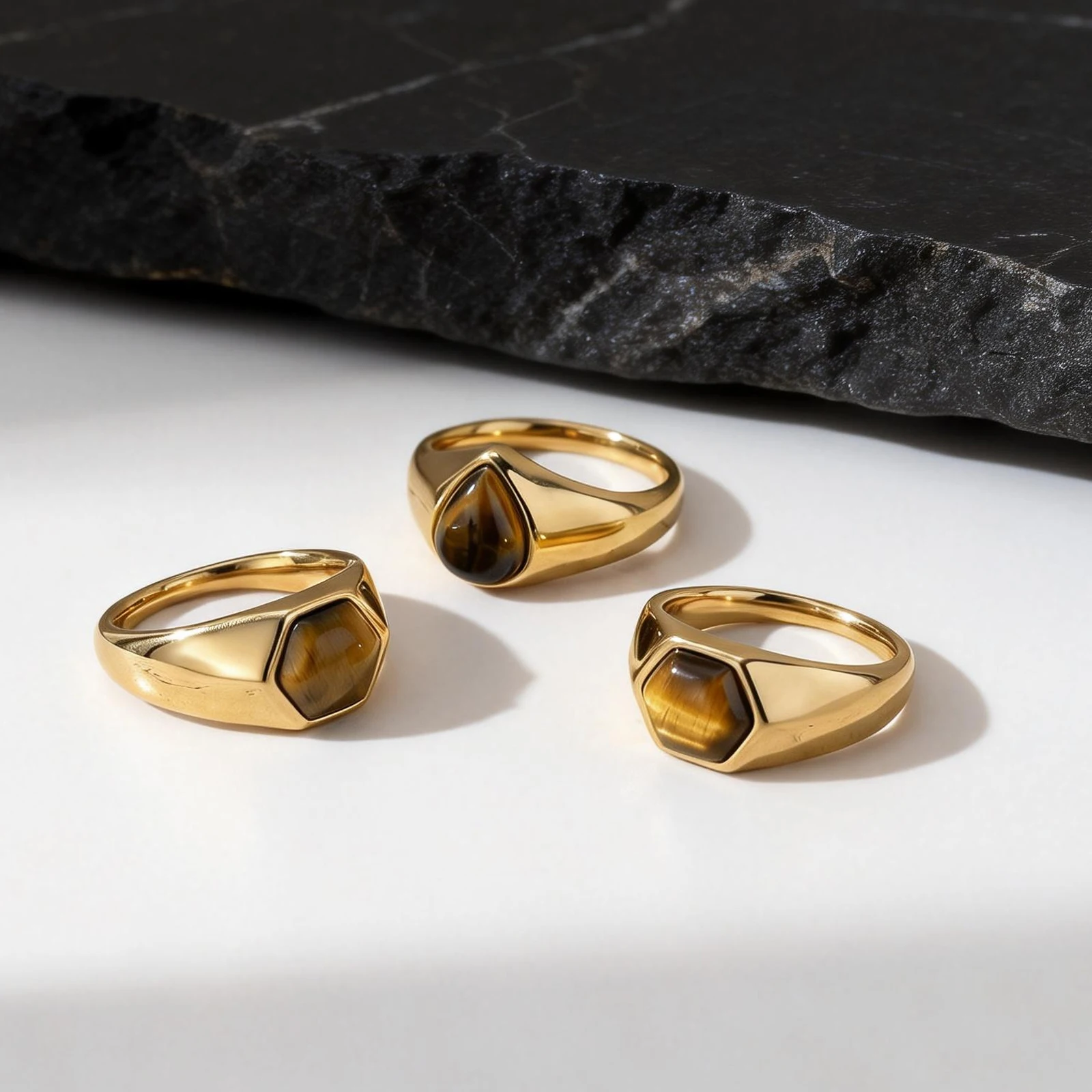 Bague de pinky couleur or pour hommes et femmes, bague signet en acier inoxydable avec pierre œil de tigre, bijou chic et délicat pour fête, cadeau