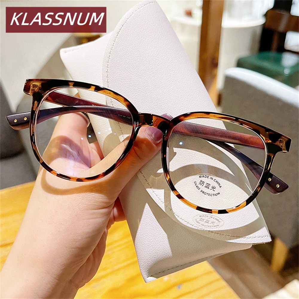 KLASSNUM Anti-Blue Light Flat Mirror Reading Glasses Retro Wood Grain Legs Round Frame Myopia Glasses Computer Eyewear 0-+4.0