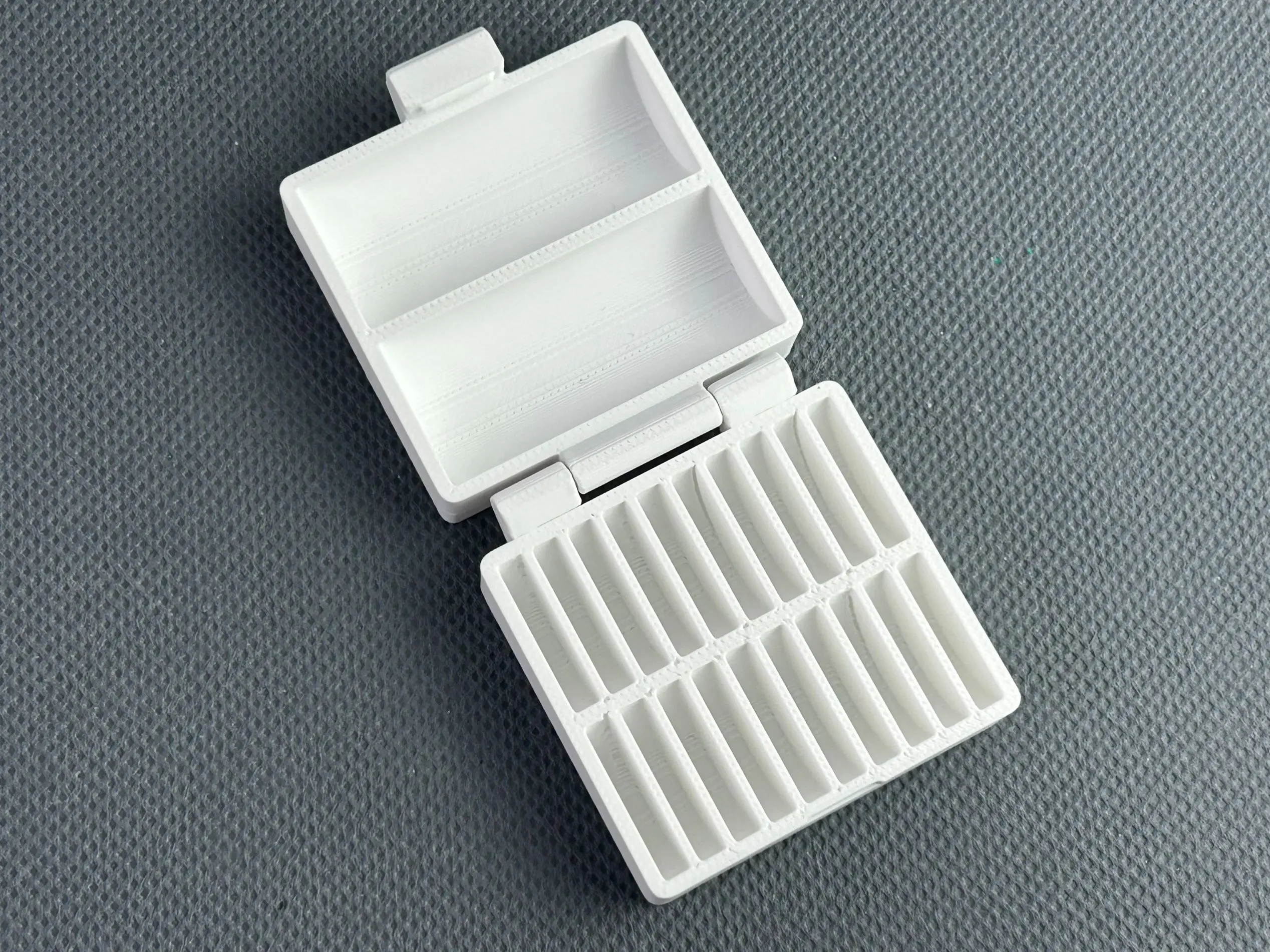 CR2032 ボタン電池収納ボックス LR44 ボタン電池収納ボックス オーガナイザー CR2450/LR44