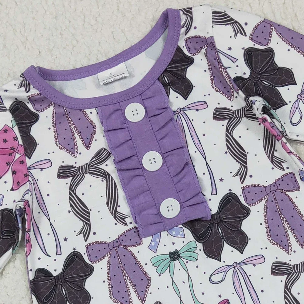 Kinderen pasgeboren Halloween strikken knoppen romper baby meisje baby lange mouwen herfst kinderen peuter paarse ruche jumpsuit groothandel
