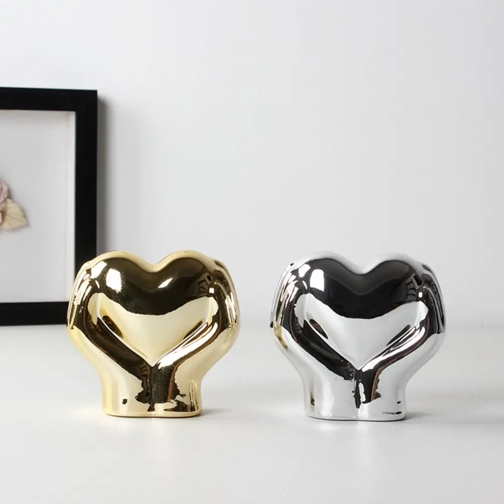 2Pcs/set Gold Love Heart Gesture Figurine Silver Kawaii Elegant Heart Hand Sculpture Romance Creative Love Gesture Ornament Home