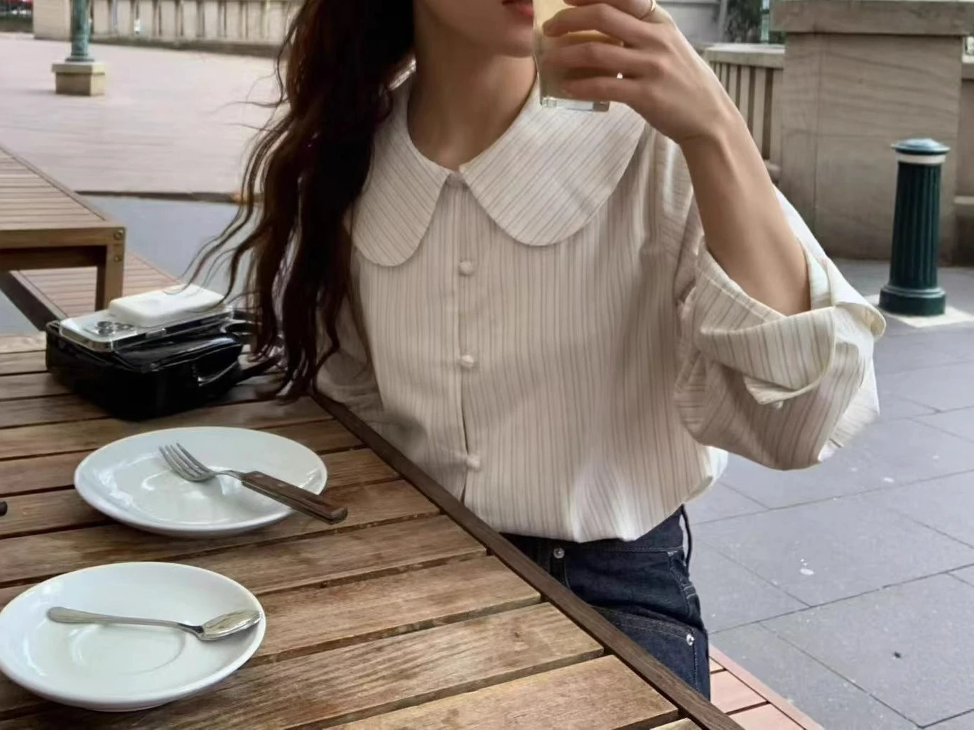 

2025 Autumn New Long Sleeved Temperament Cute Doll Collar Striped Loose Casual Long Sleeved Shirt for Women