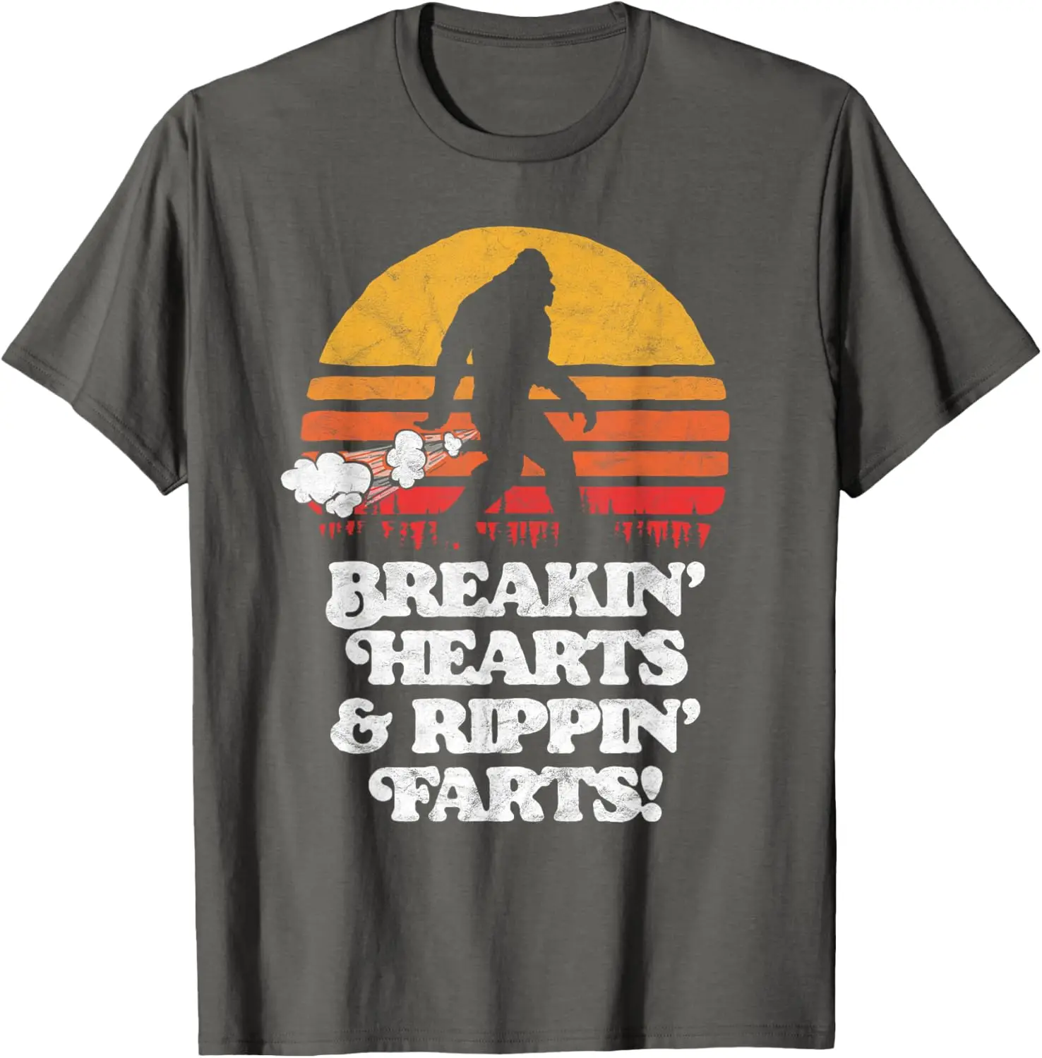 

Sasquatch Breakin Hearts & Rippin Farts! Funny Sunset Bigfoot T-Shirt 100% Cotton O-Neck Short Sleeve Summer Casual Mens T-shirt