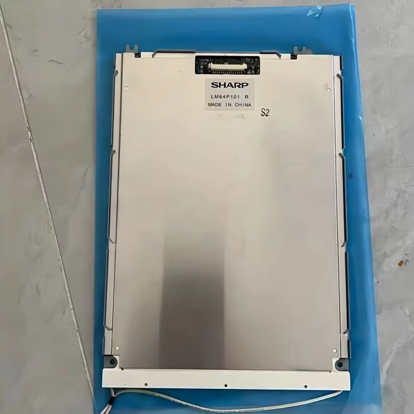 New original LM64P101, LM64P101R, LM64P10 7.2-inch LCD modules made in China