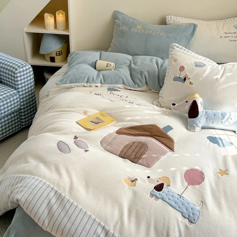 Class A Winter Milk Fleece Four-piece Set Anti-static Fleece Boys and Girls Bed Sheet Quilt Cover Pillowcase Bedding Set