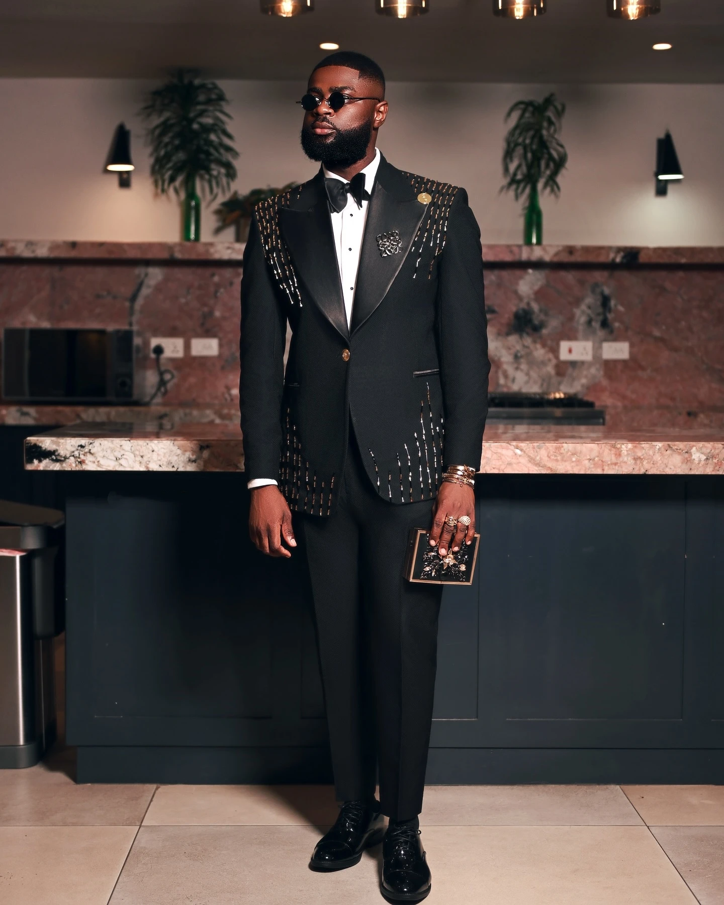 تخصيص الرجال بدل زفاف سباركلي حلية سهرة العريس السترة الترتر الديكور التلبيب كريستال 2 قطعة مجموعة rajes الفقرة hombre #3